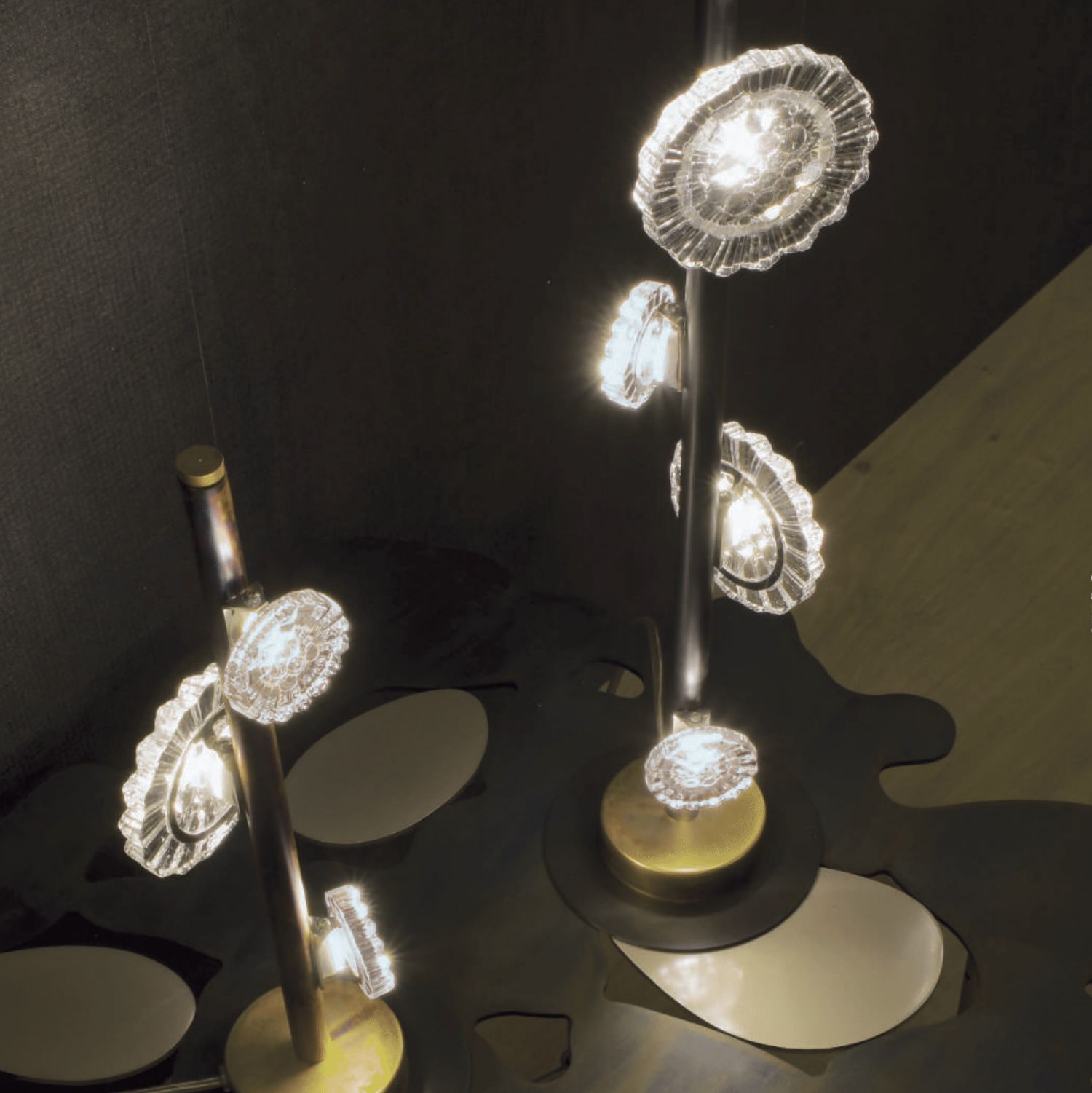 Настольный светильник Flower miu 655/LP, 655/LG от IDL Lighting