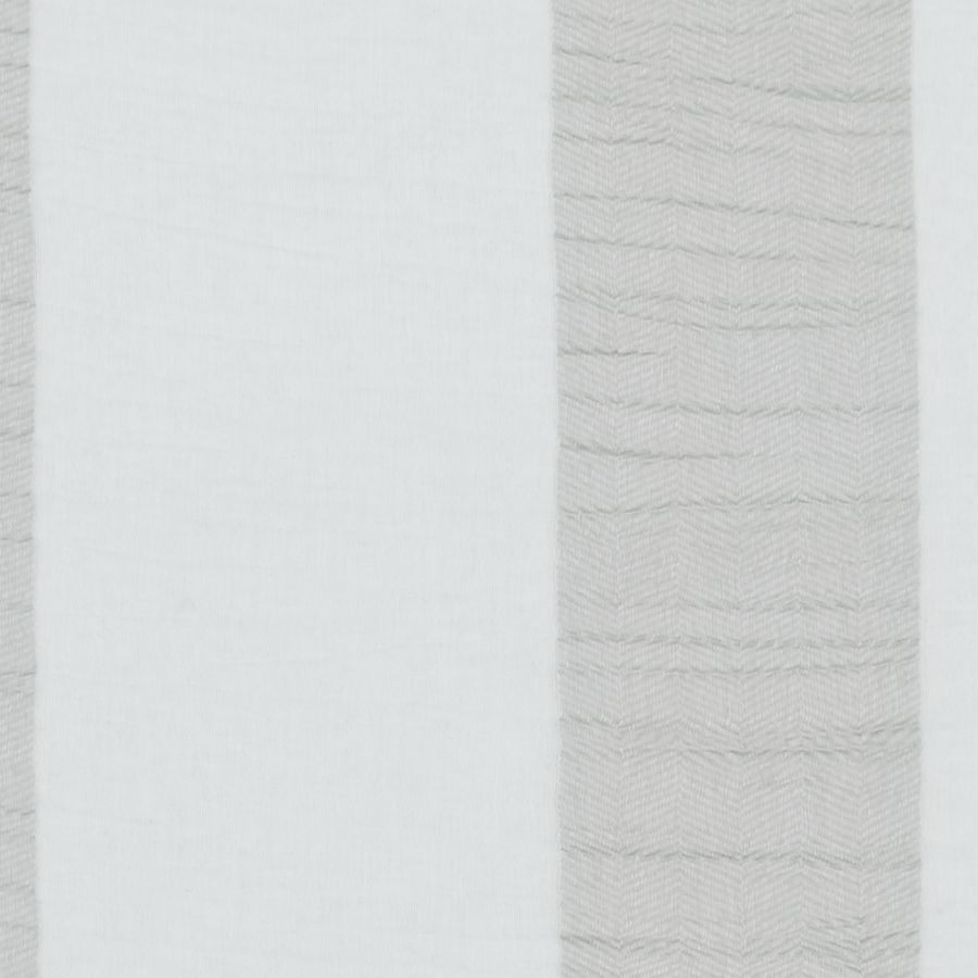 Ткань для штор Lucido sheer от Clarke & Clarke